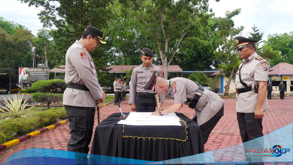 Kapolres Langkat Pimpin Sertijab Empat Kapolsek